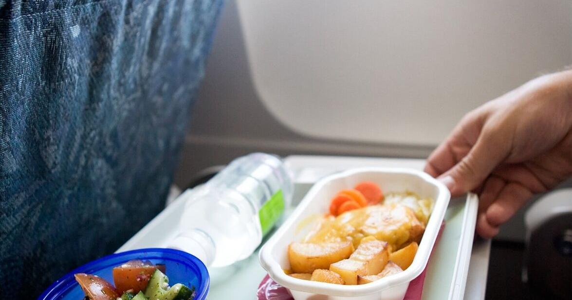 Who loves turbulence, airplane food and the middle seat? They do