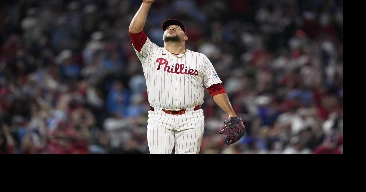 Castellanos homers as the Phillies beat the Cubs 9-6 and clinch first-round bye in playoffs
