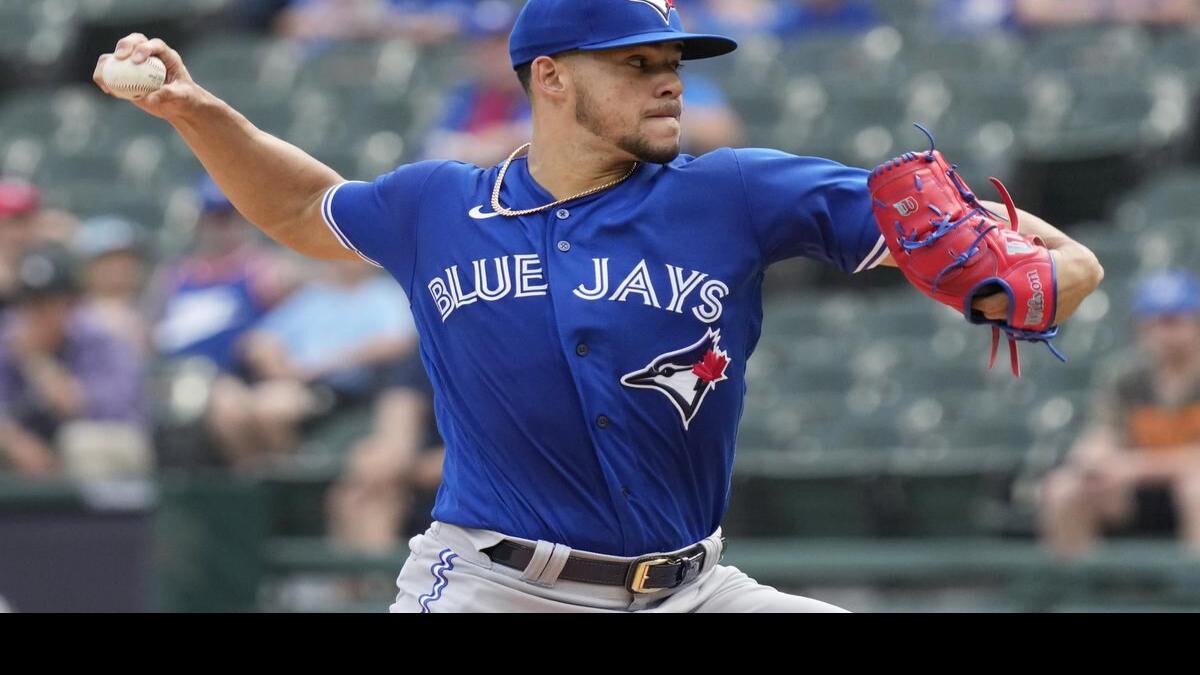 Jays edge White Sox to sweep twin bill, series