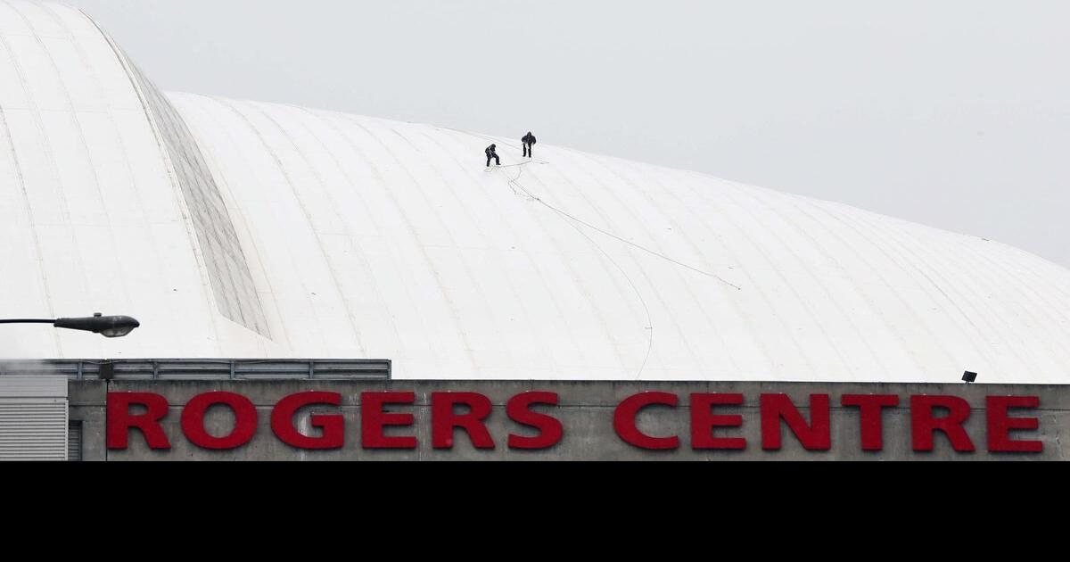 VR technology explored in Rogers Centre roof renovations