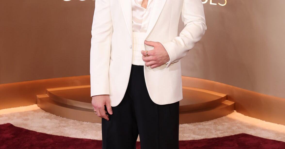 “Heated Rivalry” stars arrives on the red carpet