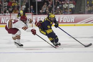 Frank Nazar turns pro, signing 3-year contract with the Chicago Blackhawks