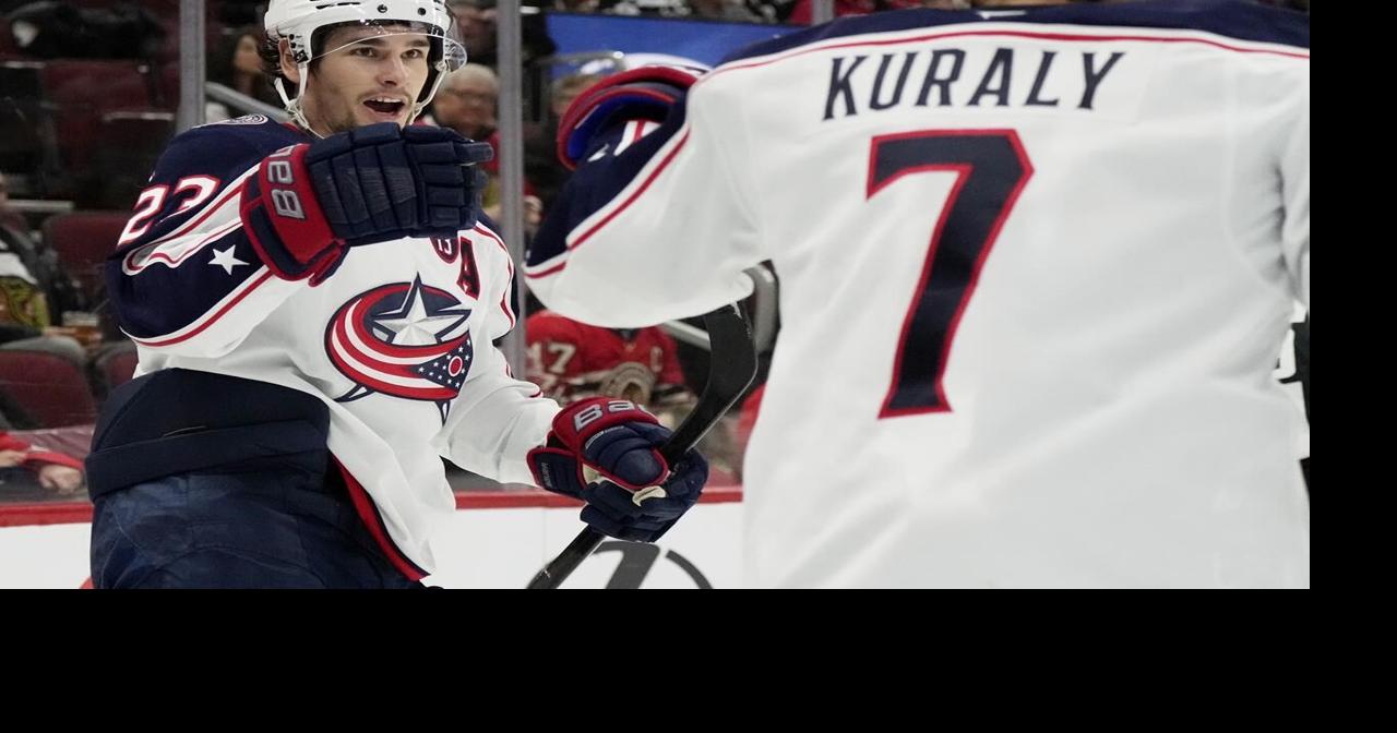 Monahan with goal and assist, Blue Jackets extend points streak to 6 with 6-3 win over Blackhawks