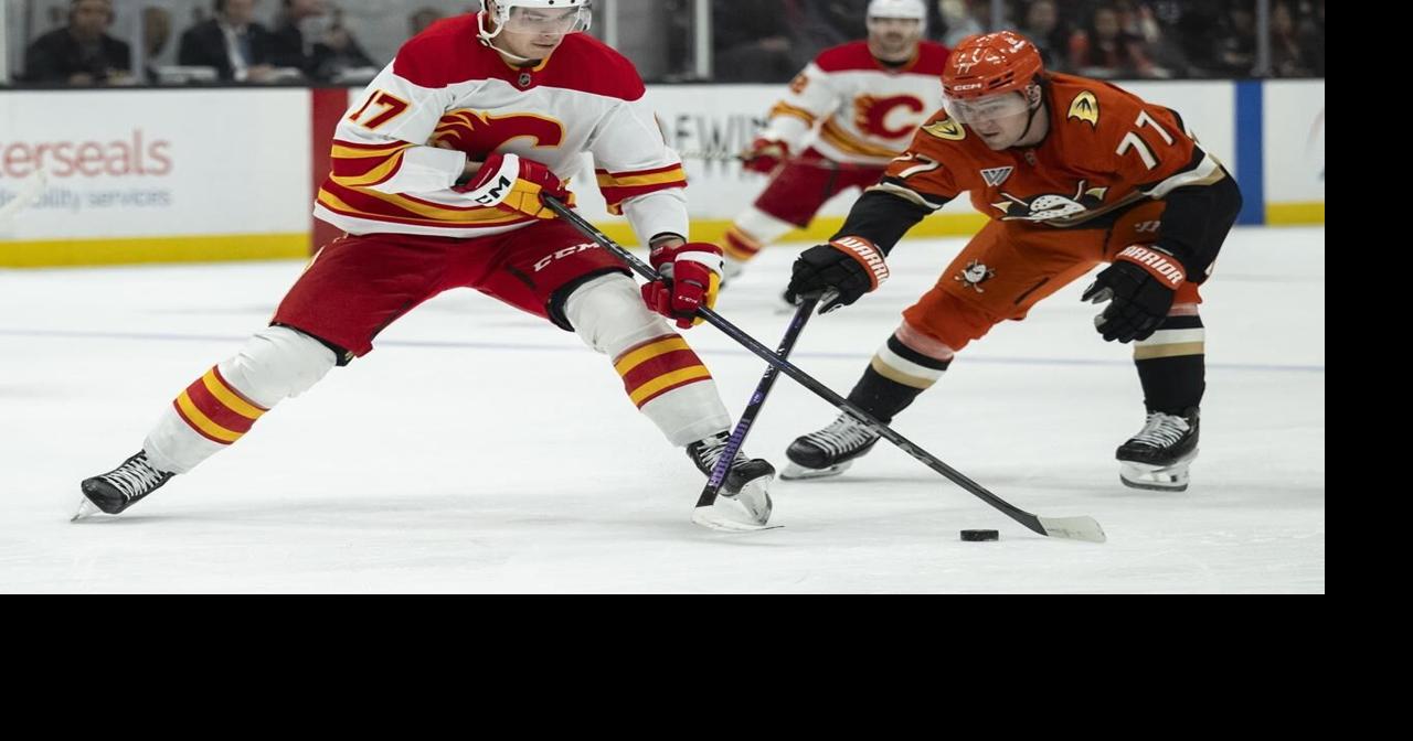 Huberdeau scores in overtime to give Flames 3-2 win over Ducks