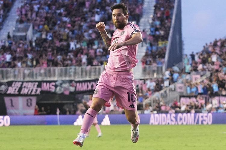 Messi has 5th straight multi-goal game as Miami snaps Nashville's unbeaten streak with 2-1 win