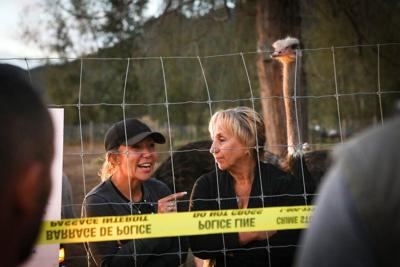 CFIA says B.C. ostrich farmers must leave by Tuesday or face arrest