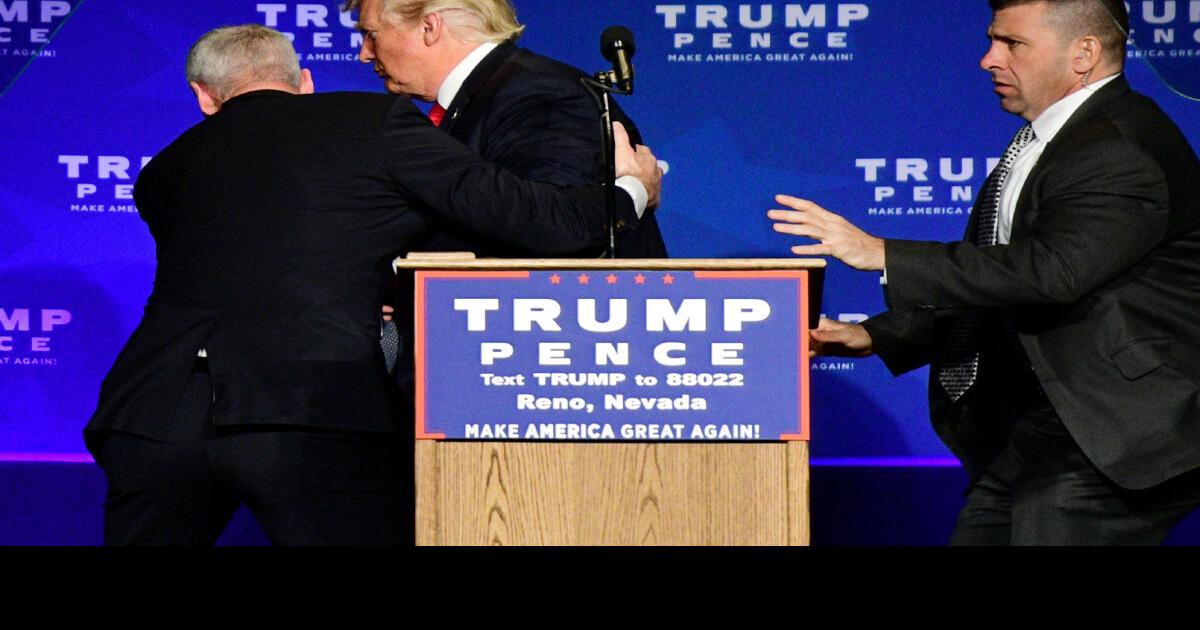 Clinton aims high, Trump goes hard in closing push