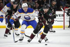 Vejmelka earns first shutout of season with 28 saves, Coyotes top Sabres 2-0