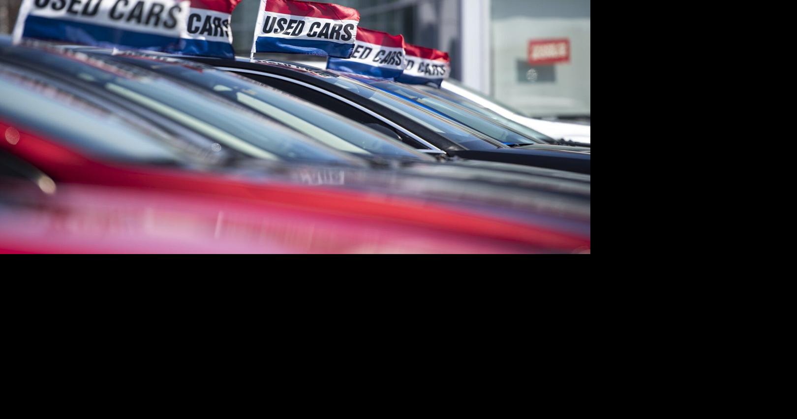 Statistics Canada reports retail sales up 0.7 per cent at .1B in February