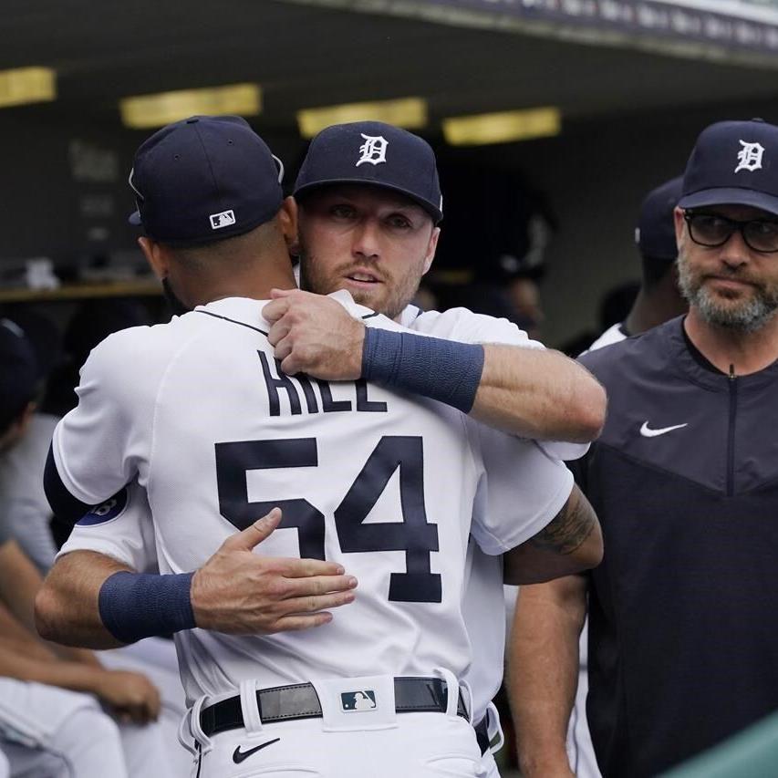 Famous dad watches as Tigers' Kody Clemens makes MLB debut