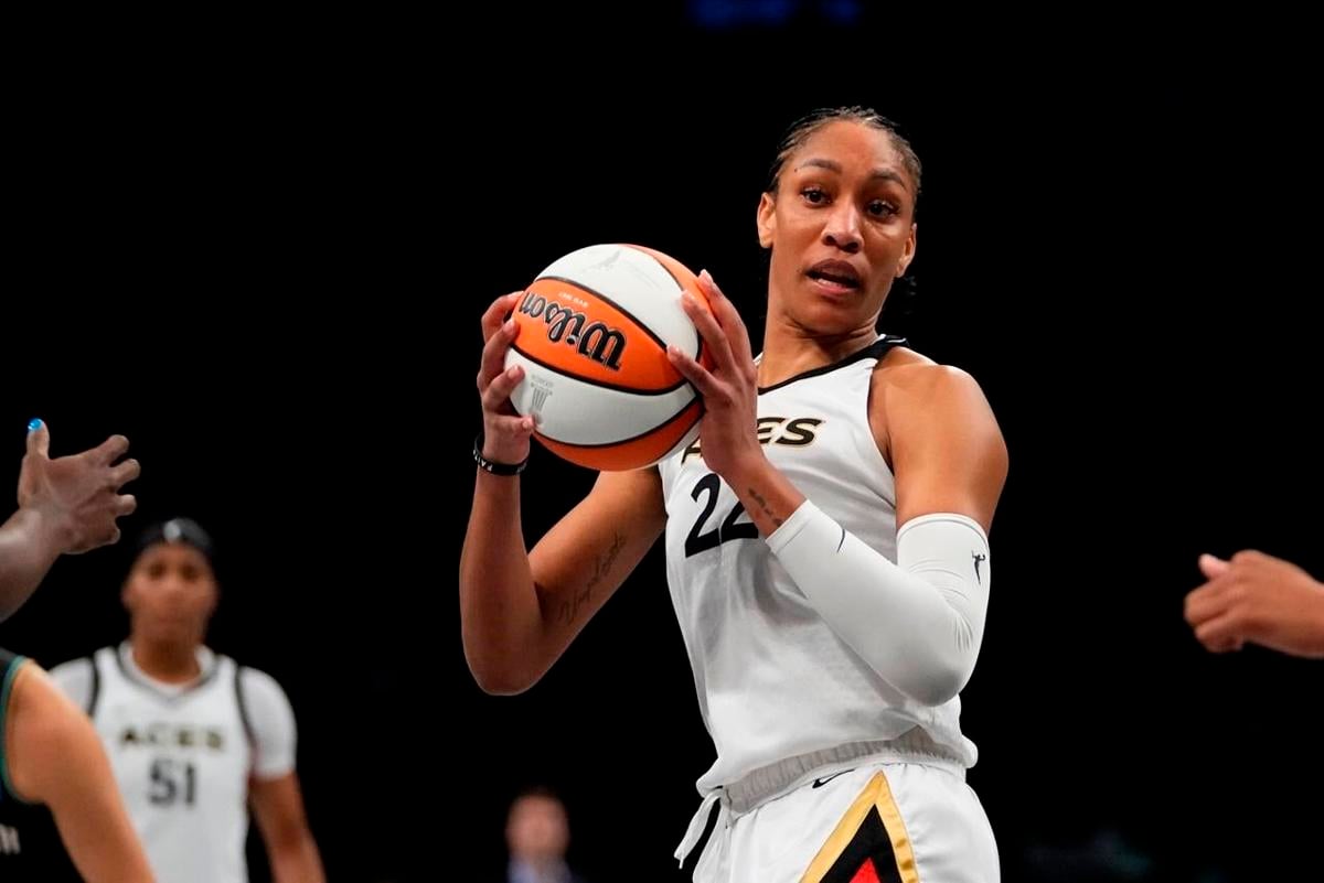 VIDEO: Las Vegas Aces Forget Which Basket Was Theirs in WNBA Finals
