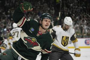 Wild re-sign center Marco Rossi to 3-year, $15 million contract after career-best season