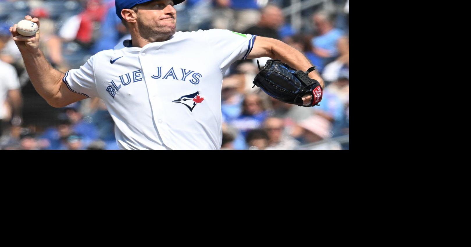 Guerrero Jr. hits two-run shot, Scherzer outduels Boyd as Blue Jays edge Cubs 2-1