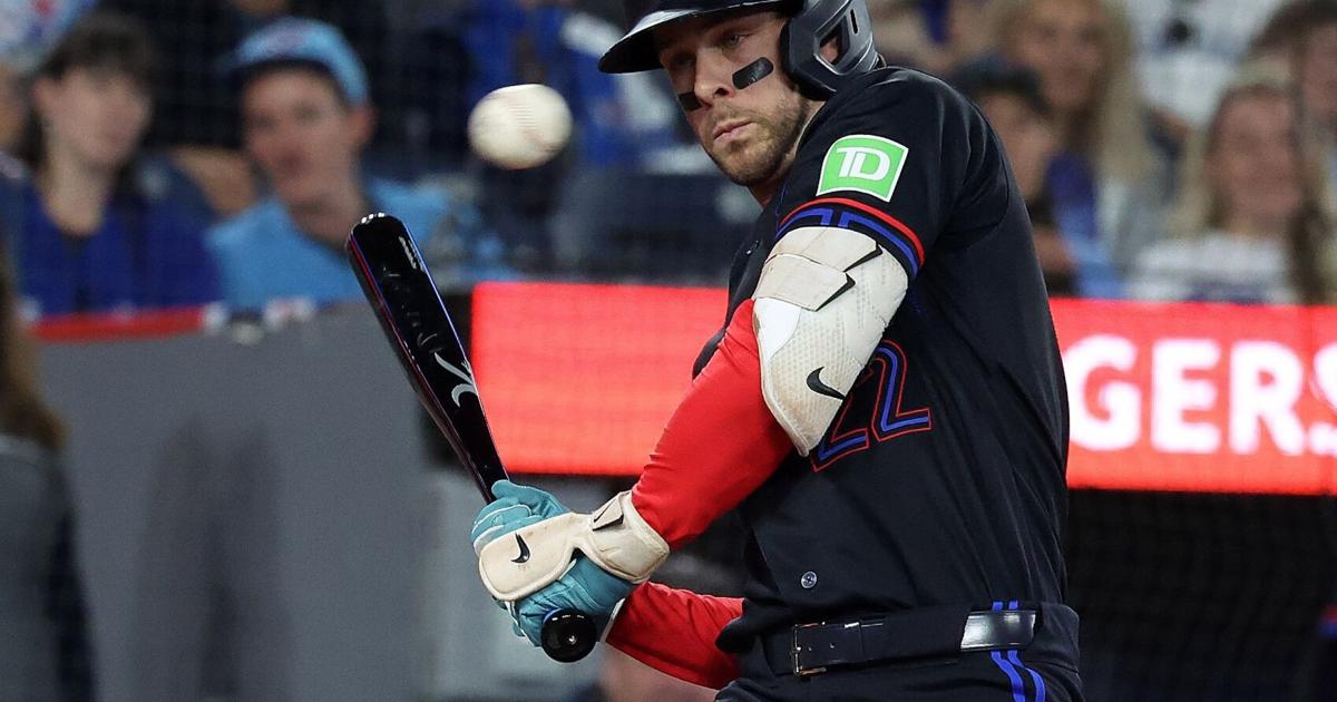Blue Jays GM Ross Atkins says Ernie Clement has ‘got to earn’ everyday role in 2027 - Toronto Star