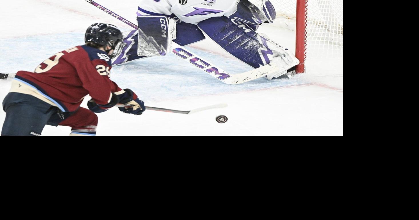 From rivals to linemates: Victoire’s Marie-Philip Poulin, Abby Roque form dynamic duo