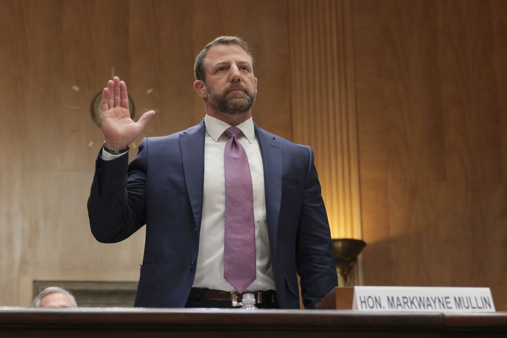 Senate confirms Markwayne Mullin to lead Homeland Security as TSA ...