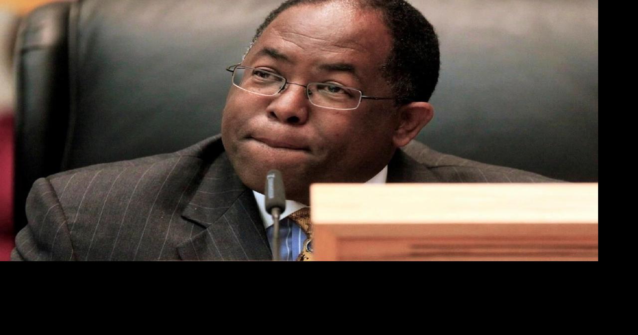 Ex-USC dean sentenced to home confinement for bribery of Los Angeles County supervisor