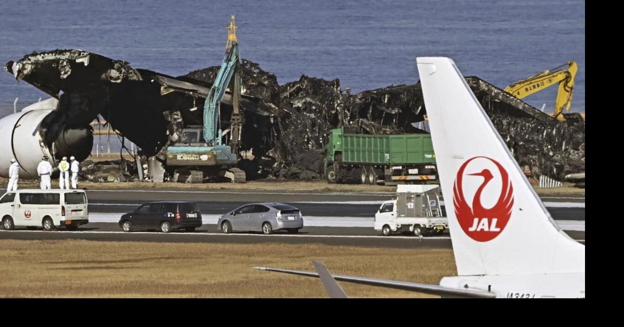 A timeline of key moments leading to Japan planes colliding. Human ...
