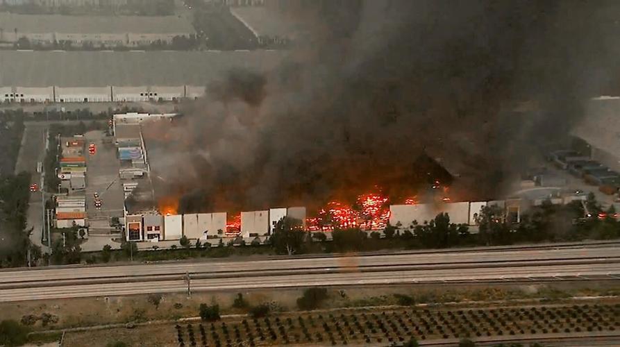 Fire destroys Southern California warehouse linked to Amazon