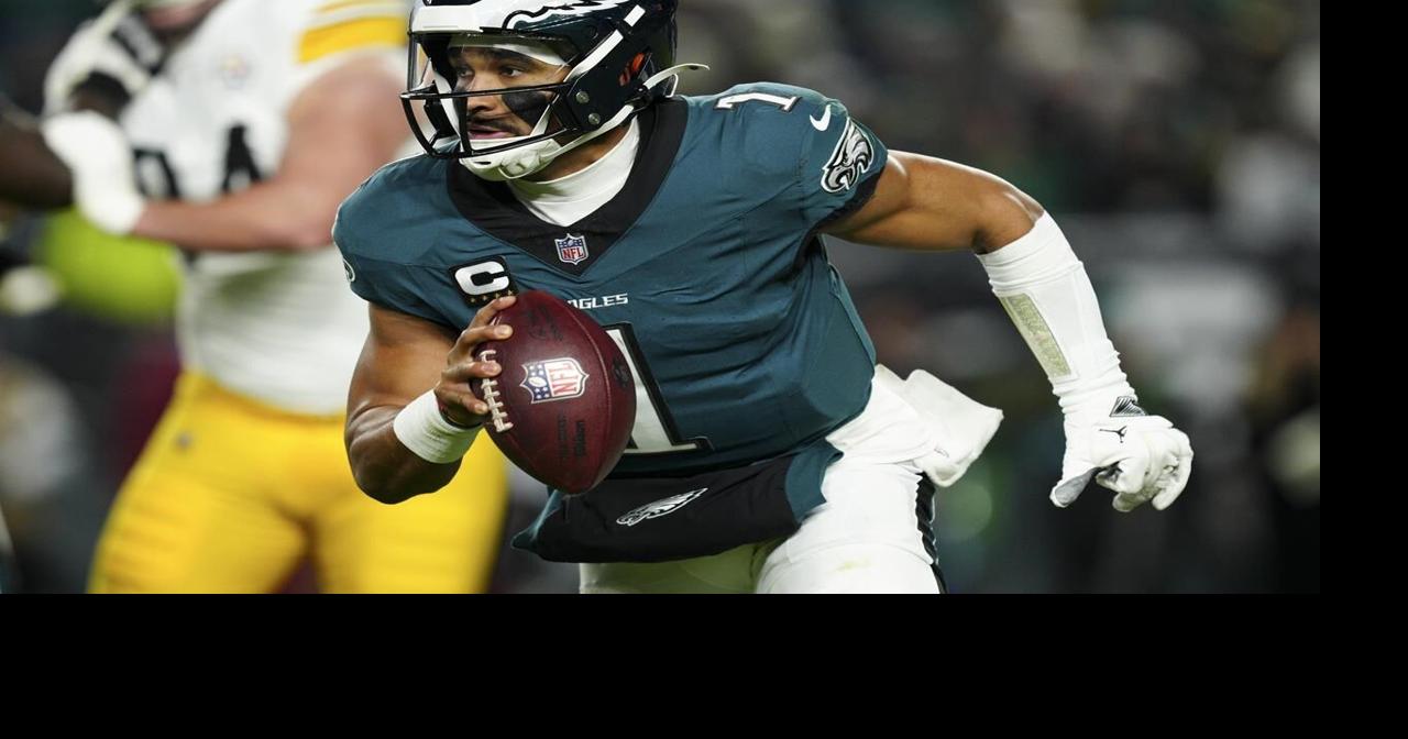 Jalen Hurts accounts for 3 TDs and Eagles beat Steelers 27-13 for franchise-best 10th straight win