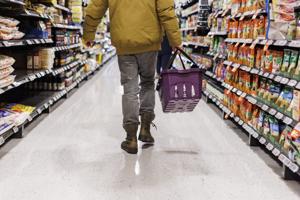 Canadian convenience store apologizes and removes 
