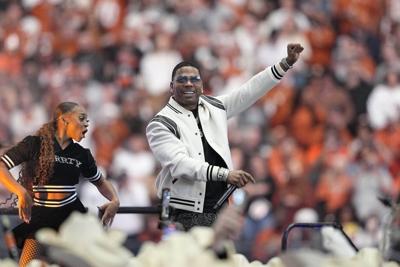 Nelly delivers hits at "Homecoming" Super Bowl week concert in historic New Orleans restaurant