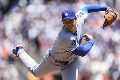 Shohei Ohtani pitches 3 scoreless innings against the Giants