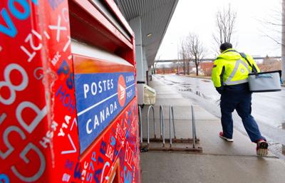 Canada_post.JPG