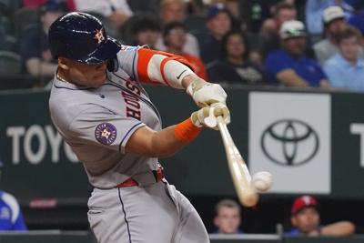 Christian Walker homer caps 6-run 7th for Astros in 6-3 win that ends Rangers' 6-game winning streak