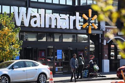 TRUMP-WALMART.JPG