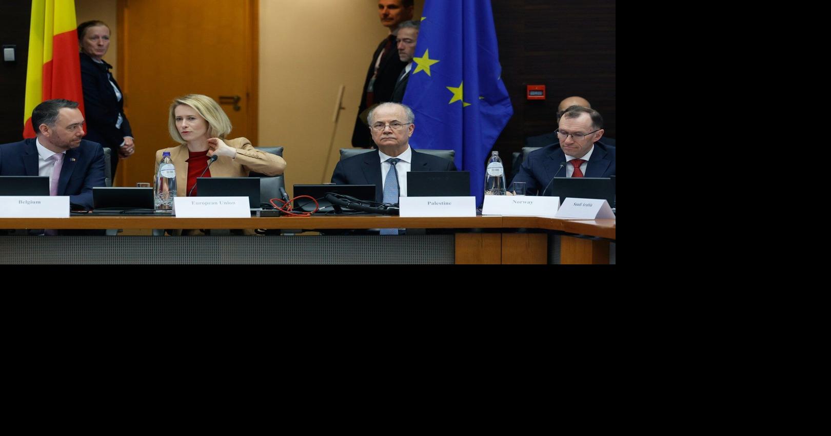 We're sorry. This image does not have any alternative text.