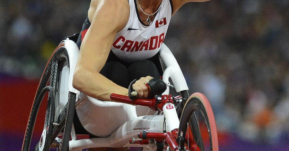 Paralympics: Wheelchair sprinter Michelle Stilwell takes gold in 200 metres