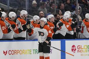 Couturier and Konecny lead Flyers to 5-3 win over Islanders