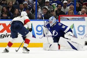 Panthers use short-handed goals to beat Lightning 4-2 in opener of home-and-home set