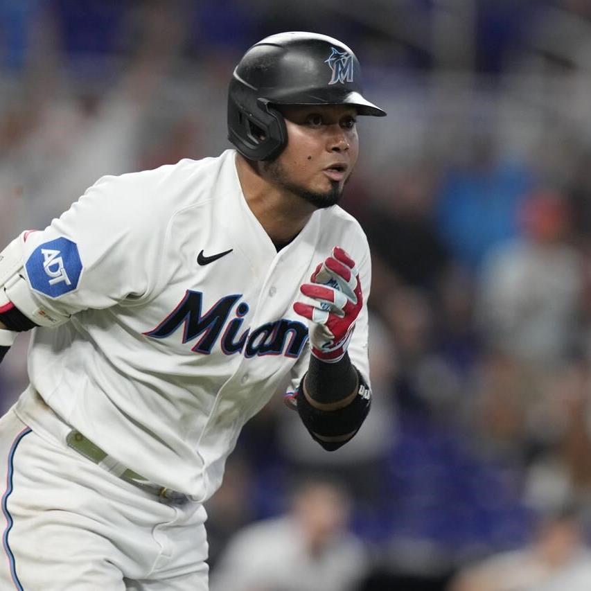 Clay Holmes, Yankees implode in ninth as Marlins steal series