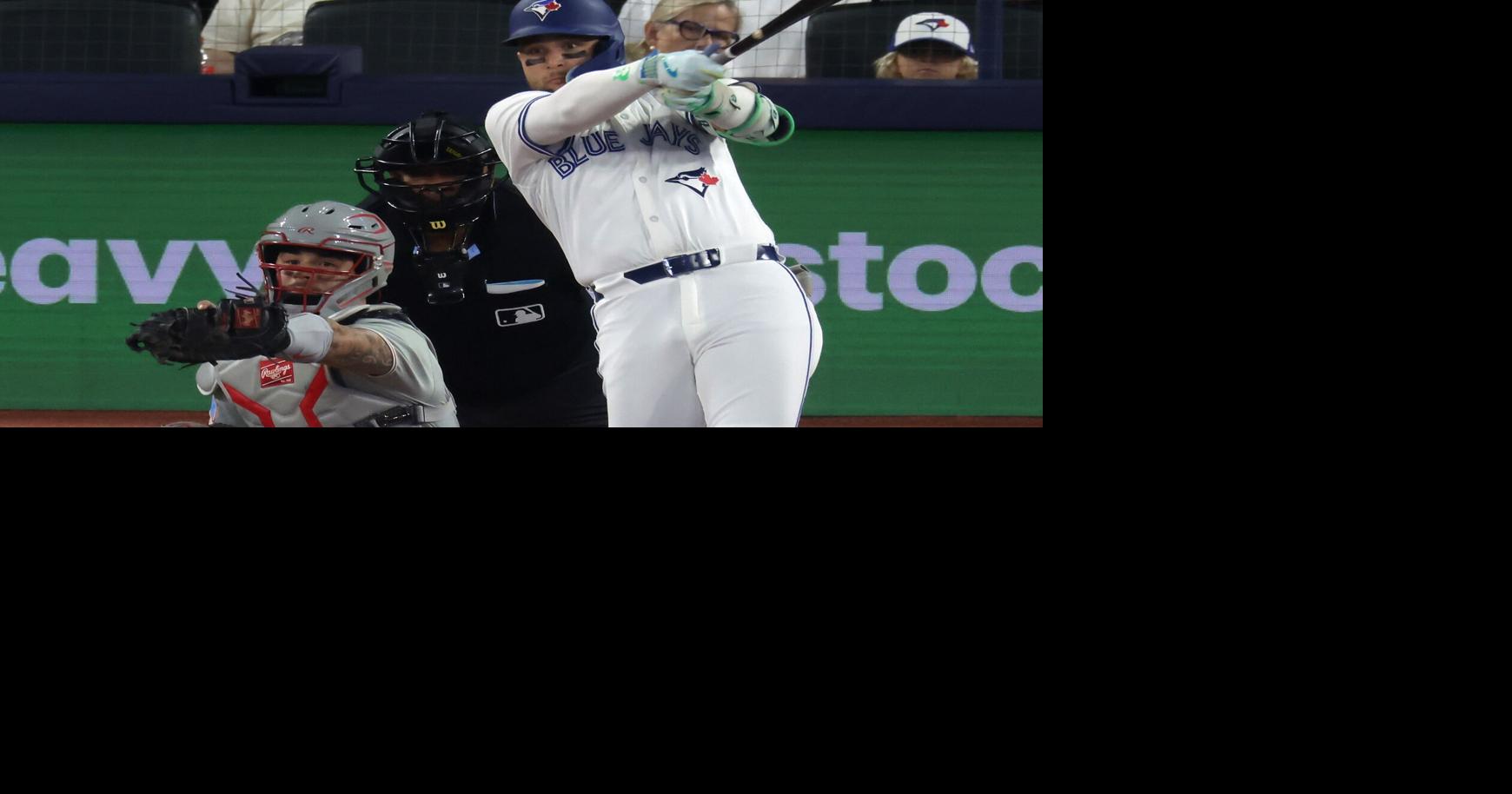 Bo Bichette reportedly is seeking a $300-million contract as the Phillies enter the mix for the free-agent star