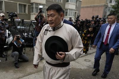 Protests against prime minister in Mongolia could lead to government shake-up