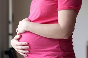 Healthy Moms, Healthy Babies pledges $100M to cut US maternal mortality rate in half