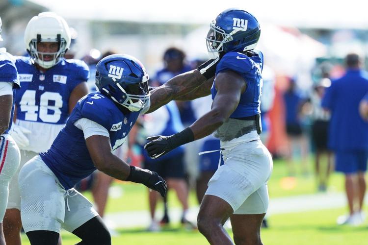 Giants Shut Down Passing, Win 2 Rushing TDs