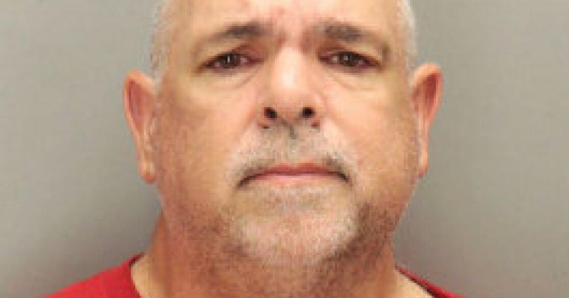 Suspected Of Sniffing A Woman s Feet In A University Library Florida suspected-of-sniffing-a-woman-s-feet-in-a-university-library-florida