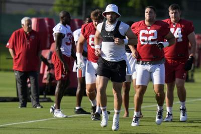 Buccaneers rookie linebacker David Walker out with a torn ACL
