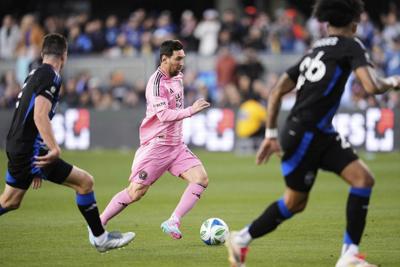 Allende scores twice to help Inter Miami tie the Earthquakes 3-3 in Messi's MLS Bay Area debut