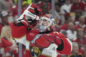 Sergei Bobrovsky's brilliance leads Florida Panthers to second straight Stanley Cup title