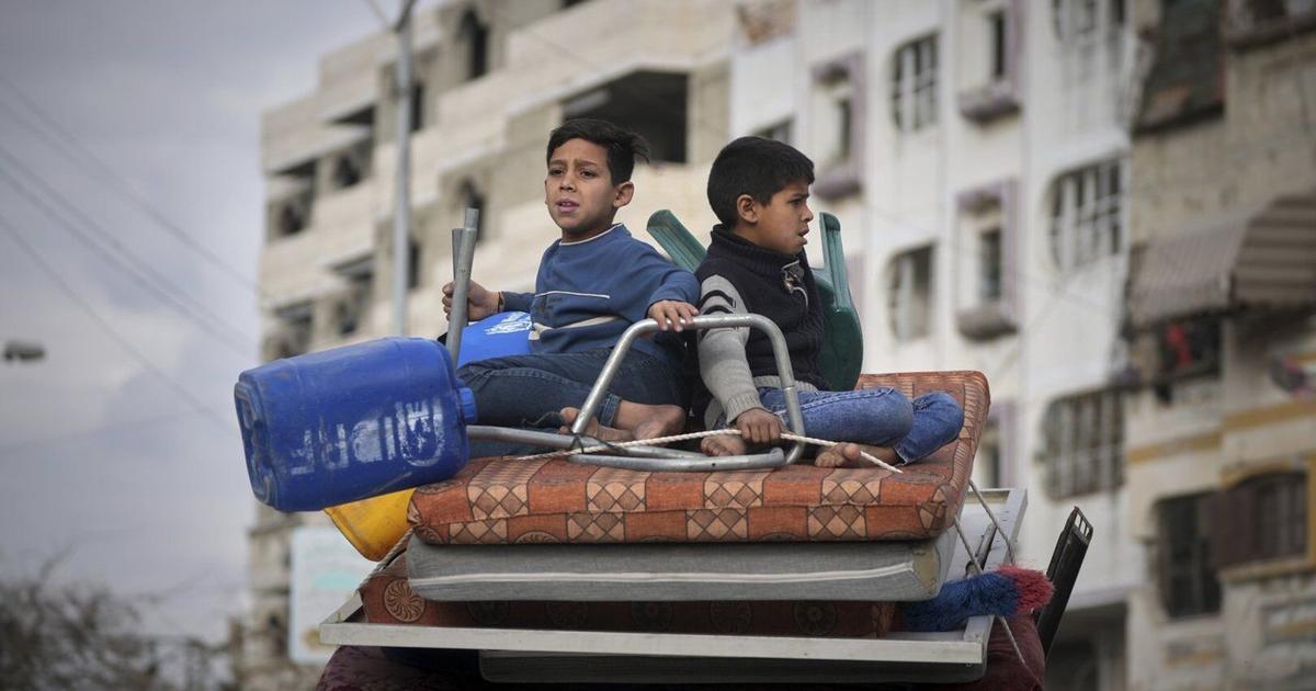 Israel strikes a hospital in Gaza, forcing evacuation as attacks intensify