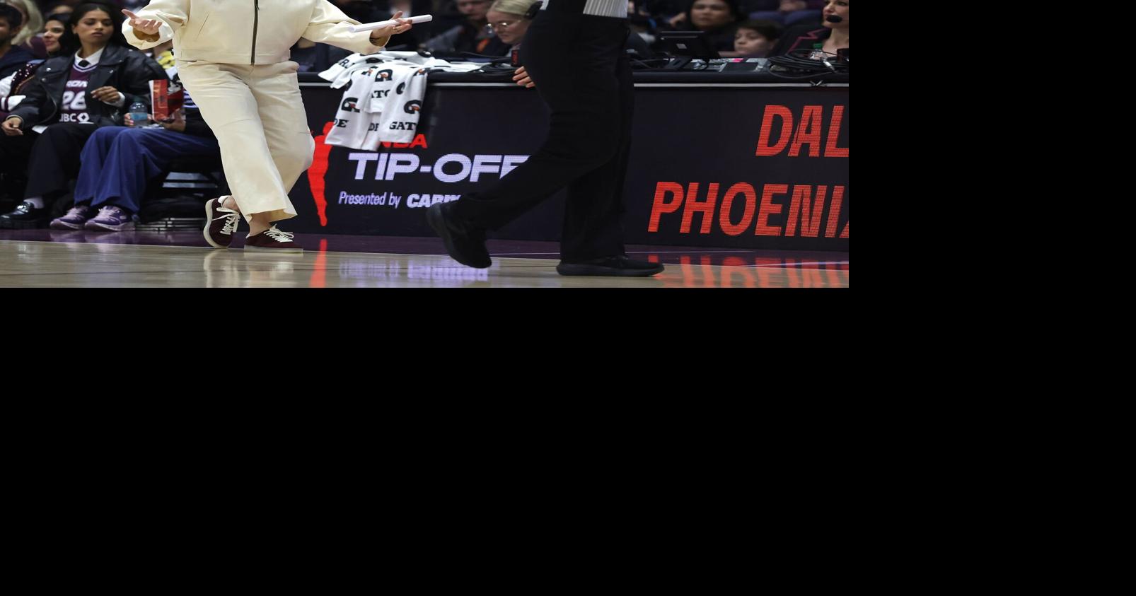 Tempo coach Sandy Brondello back in New York for first time since parting ways with Liberty