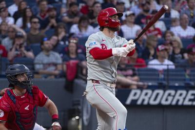 Harper homers and has 3 hits, Suárez bounces back in Phillies' 7-1 victory over Guardians