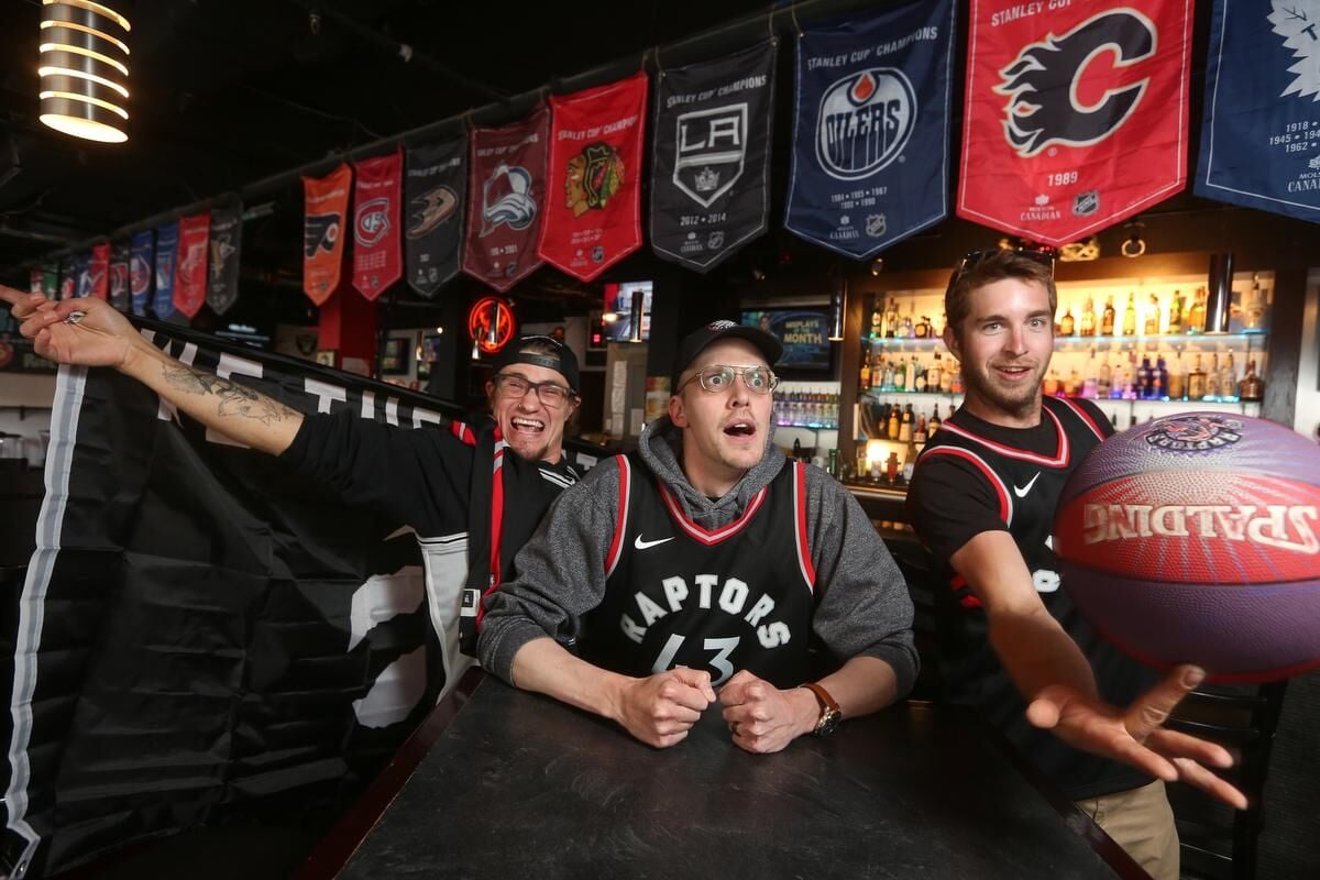 How to watch hot sale the raptors game tonight