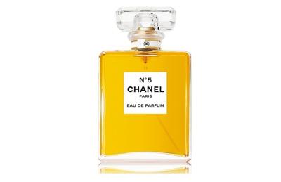 This Chanel perfume makes me want to call my mother