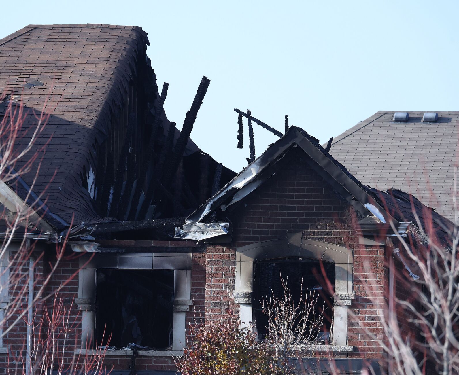 Two dead, four critically injured in Brampton fire