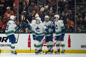 Sasson, O’Connor score late to back Tolopilo in Canucks' 5-4 win over Ducks